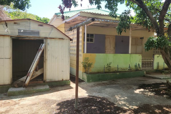 Dominguito – Fixer Upper with Separate Apartment