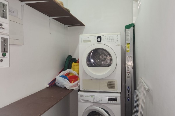Nieuw Nederland: Centraal gelegen, gemeubileerd 1-slaapkmr appartement