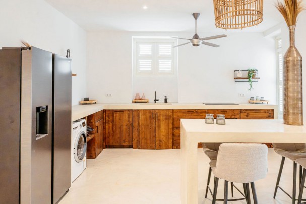 Otrobanda – 6 Luxury Boutique Apartments + Building Plot